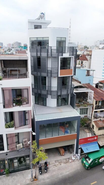 CHO THUÊ TÒA NHÀ MỚI XÂY 35A TRẦN ĐÌNH XU, PHƯỜNG CẦU KHO, QUẬN 1