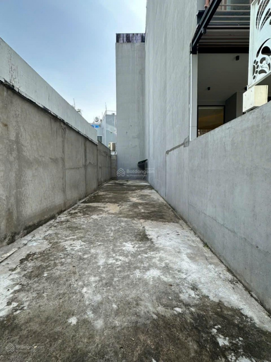 45tỷ giảm về 39.5 tỷ (đất trống) MT 49C Đinh Công Tráng Tân Định – Q.1(4,7x30m)hậu 5,4m. GPXD H+6T