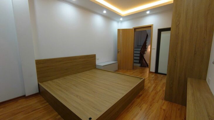 Nhà An Dương Vương, 32m2 x 5 tầng , Giá 5,75 Tỷ, Ô Tô