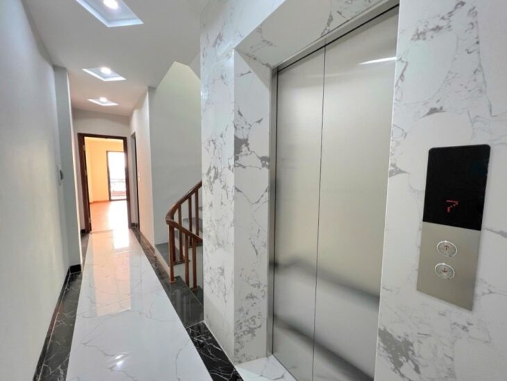 BÁN NHÀ KIM GIANG, HOÀNG MAI, 7 TẦNG THANG MÁY- GẦN Ô TÔ, 40M2, 8.8 TỶ(CTL)