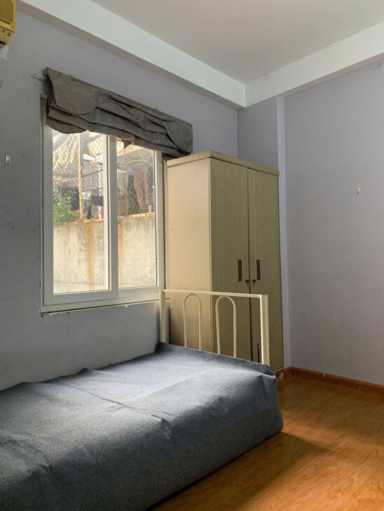 Bán nhà CHDV dòng tiền 5 tầng 38m x 6ty8 giá đầu tư cực tốt Đê La Thành, Đống Đa