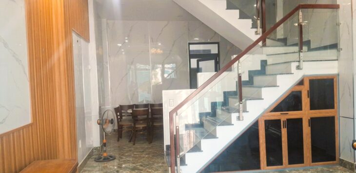 NHÀ 5 TẦNG – 8PN – 61M2 – HXH, CHỈ 5.6T – CĂN DUY NHẤT Q9