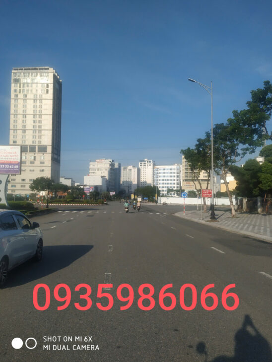 ????Bán nhà mặt tiền Sơn Trà, đường 7m5, 146m2, gần biển Mân Thái chỉ 7 tỷ 900