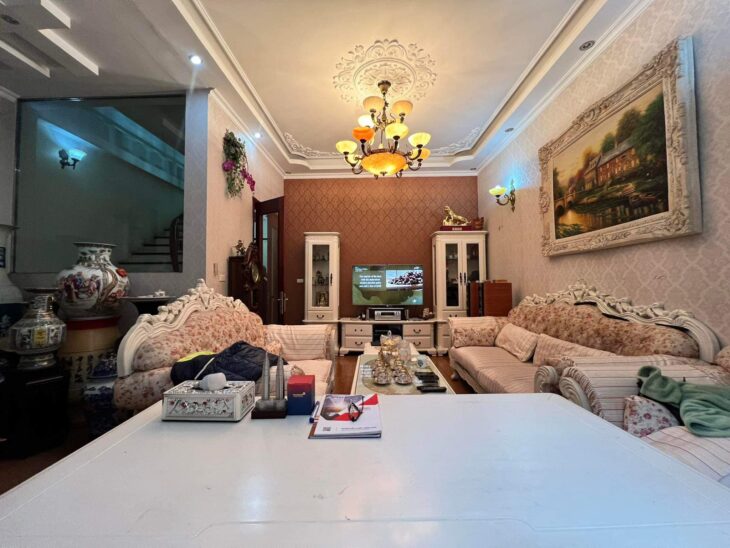 BÁN NHÀ QUAN NHÂN-CẦU GIẤY-70/82T2-5T-24TY. LH: 0982.769.586