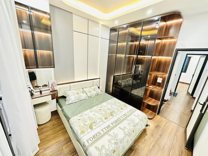 CỰC HIẾM! BÁN NHÀ VƯƠNG THỪA VŨ, 4 TẦNG, 3 MẶT THOÁNG, GẦN Ô TÔ, CHỈ 7.98 TỶ