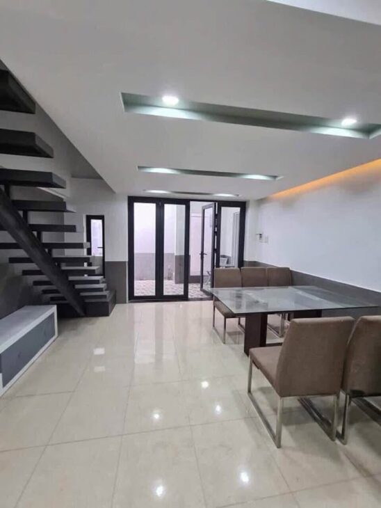 # Nhà Kiệt 325 Hùng Vương, 75m2, gác lửng sạch đẹp, 2.65 tỷ