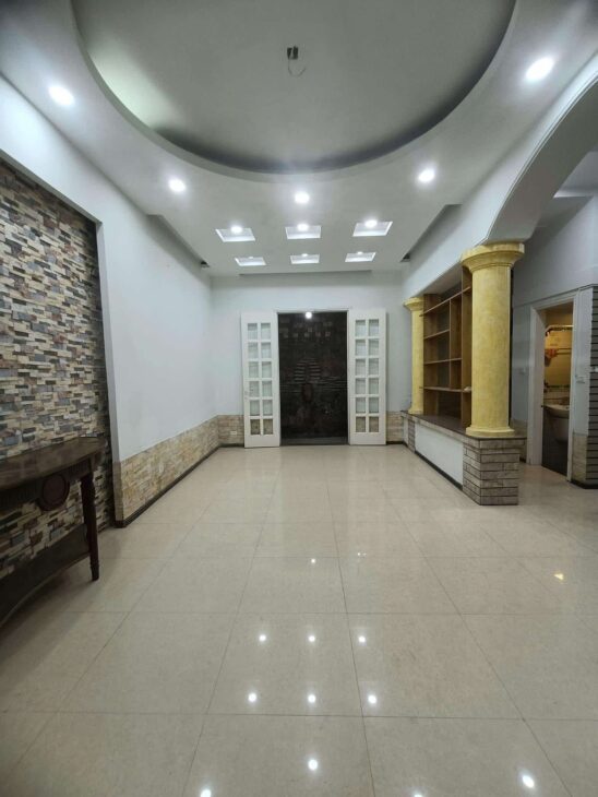 Mảnh đất vàng xây căn hộ Đống Đa ! Ô tô đỗ – khu phân lô – có ô chờ thang máy – giá dân cực mềm.