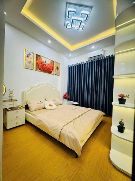 BÁN NHÀ NGUYỄN VĂN CỪ – Ô TÔ VÀO NHÀ – NGÕ THÔNG GẦN MẶT PHỐ – GIÁ CỰC TỐT