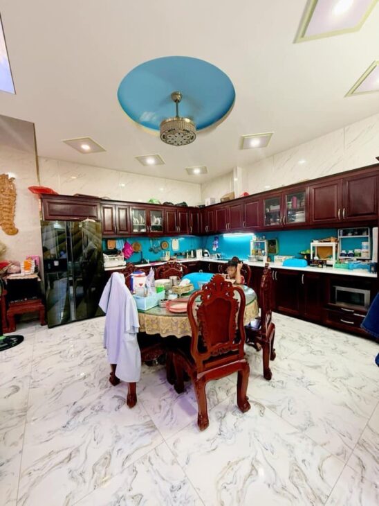 SIÊU PHẨM NGANG LỚN 8M – MẶT TIỀN ĐƯỜNG 9A BHHA – XE HƠI NGỦ TRONG NHÀ – 3 TẦNG 160m2 CHỈ 10.5 TỶ