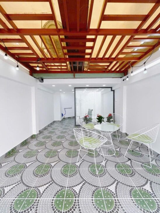 Mặt tiền kinh doanh 1 sẹt, Ngay Khu Dân Cư Him Lam, hẻm xe hơi, 4 tầng, 30m2, 585 Nguyễn Thị Thập,