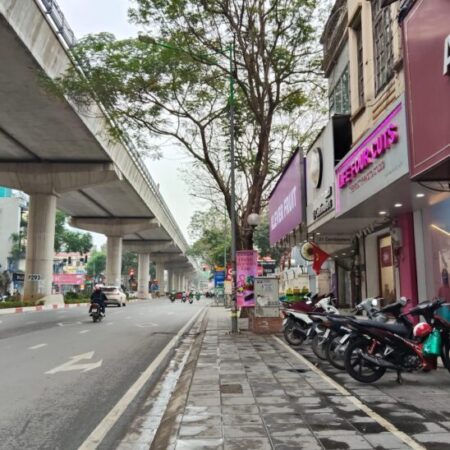 MP Cầu Giấy-2 thoáng-Mặt Sau Ôtô dừng đỗ ngày đêm 40/50m, 5T Thang máy 32 Tỷ