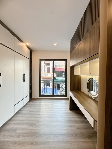 NHÀ MỚI 45 SIÊU ĐẸP NGÔ GIA TỰ – VIỆT HƯNG LONG BIÊN – LÔ GÓC FULL NỘI THẤT OTO ĐỖ GẦN CỔNG