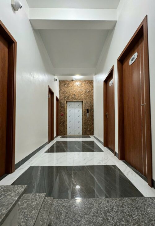 GÀ ĐẺ TRỨNG VÀNG-ÔTÔ TẢI ĐỖ CỬA-Phố Tân Triều 132m/9T Thang máy, MT 10m 35 Tỷ