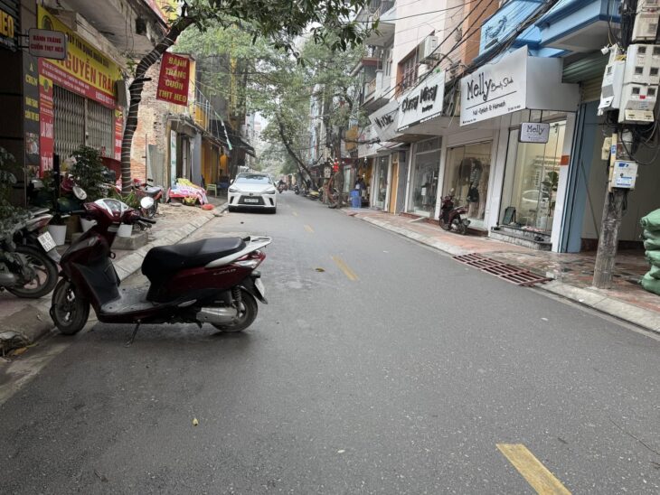 Bán nhanh nhà và phố Hoàng Hoa Thám – Hà Đông, 64m2 giá nhỉnh 7 tỷ