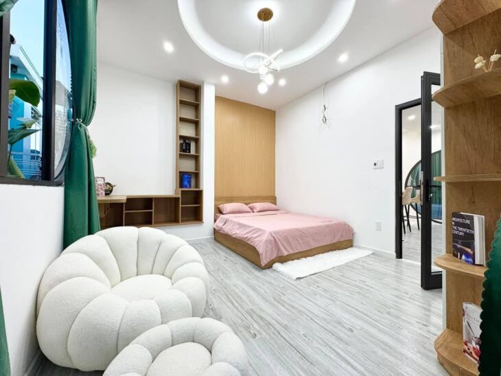 # Kiệt Trưng Nữ Vương gần Chợ Mới, Phố Đi Bộ Bạch Đằng, 72m2, 2 tầng mới hiện đại, 3.75 tỷ