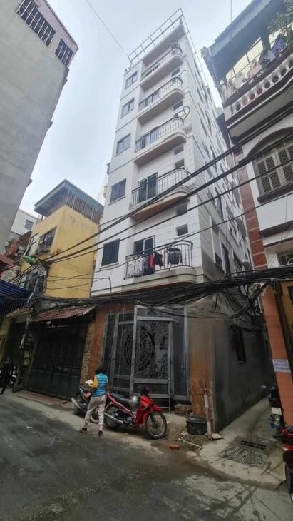 MẶT PHỐ CỰ LỘC, LÔ GÓC, MỚI TINH, ÔTÔ TRÁNH, CẠNH ROYAL CITY: 81M, 7 TẦNG, MT: 5M MẶT PHỐ CỰ LỘC, LÔ GÓC, MỚI TINH, ÔTÔ TRÁNH, CẠNH ROYAL CITY: 81M, 7 TẦNG, MT: 5M