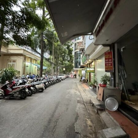 BÁN NHÀ NGỤY NHƯ KONTUM THANH XUÂN, OTO TRÁNH KINH DOANH, LÔ GÓC 72M MT6.8, GIÁ 35.XTỶ