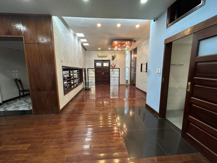 BÁN NHÀ NGỤY NHƯ KONTUM THANH XUÂN, OTO TRÁNH KINH DOANH, LÔ GÓC 72M MT6.8, GIÁ 35.XTỶ