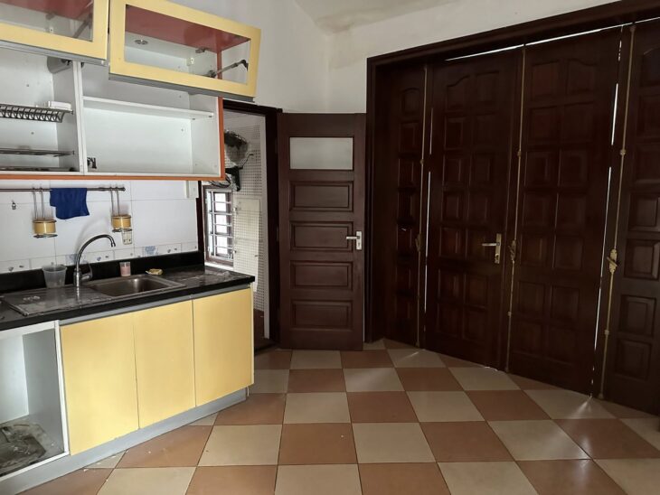 BÁN NHÀ NGỤY NHƯ KONTUM THANH XUÂN, OTO TRÁNH KINH DOANH, LÔ GÓC 72M MT6.8, GIÁ 35.XTỶ