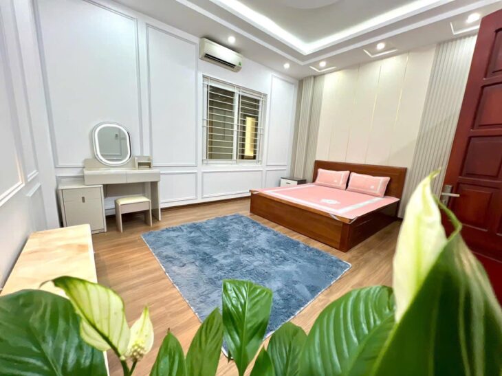 CỰC HIẾM-SIÊU ĐẸP-Ngõ 68 Cầu Giấy 31/35m,5 Tầng/MT 5m-6.8 tỷ, Đầy đủ nội thất