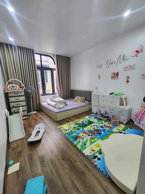 BÁN NHÀ MẶT PHỐ CHIẾN THẮNG – HÀ ĐÔNG, KD, DÒNG TIỀN 25TR/TH: 46M, 5T, MT: 4M, GIÁ 17 TỶ