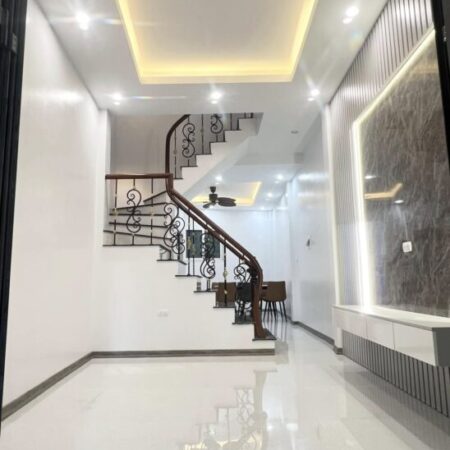 Bán nhà phố Bùi Xương Trạch 44m2 ngõ oto tránh giá chỉ có 8,1 tỷ Bán nhà phố Bùi Xương Trạch 44m2 ngõ oto tránh giá chỉ có 8,1 tỷ