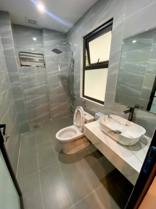 BÁN NHÀ MẶT PHỐ KHƯƠNG ĐÌNH – NGÕ OTO TRÁNH – 8m MT – 45m2 – 7 tầng – 12 TỶ