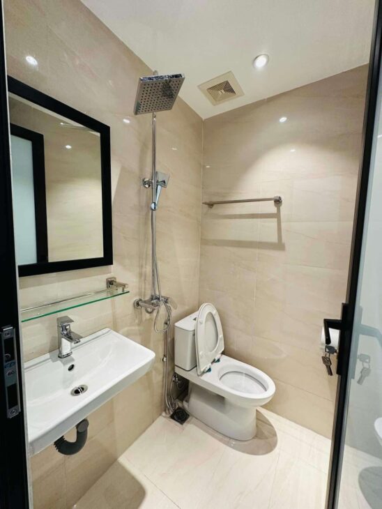 Tòa chưng cư mini cực đỉnh Đống Đa! 8 tầng xây mới – 23 phòng – dòng tiền 1 tỷ/năm.