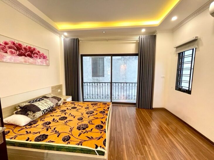 NHÀ ĐẸP PHỐ CỔ NGỌC LÂM – TIỆN ÍCH NGẬP MẶT – NGÕ THÔNG – PHÚT MỐT LÊN CẦU CHƯƠNG DƯƠNG – GIÁ HƠN 7