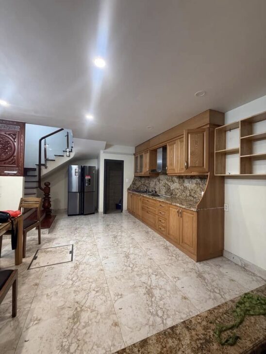 ????MẶT NGÕ THÔNG GIÁP NHẤT, DÂN XÂY, GẦN Ô TÔ.???? DT 35m2, 4 Tầng, MT 4,8m GIÁ : 7,8 Tỷ