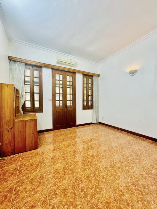 BÁN NHÀ HOÀNG CẦU- ĐỐNG ĐA-5T-MT4.5-16.5TY LH: 0982.769.586