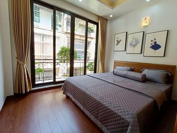 TT Ba Đình – ô tô vào nhà – diện tích rộng – 6 tầng TM chỉ nhỉnh 18 tỷ
