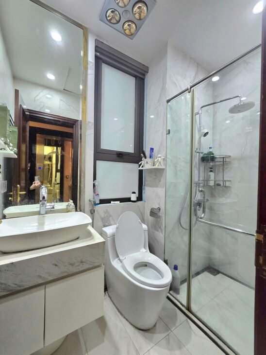 BÁN NHÀ TRƯỜNG CHINH – NGÕ Ô TÔ TRÁNH – VỈA HÈ RỘNG – 36M2 – 13.2 TỶ!