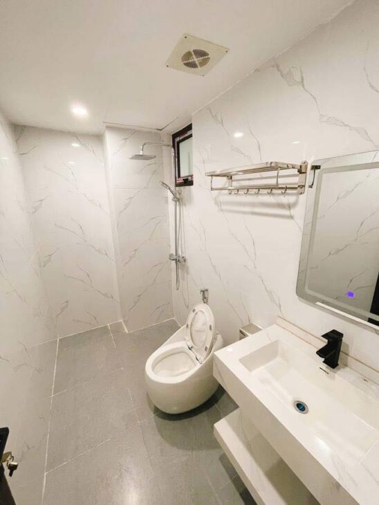 BÁN NHÀ NGỌC THỤY – LONG BIÊN – NHÀ MỚI – THANG MÁY – OTO ĐỖ CỬA