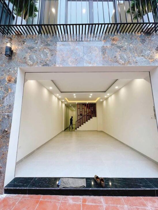 BÁN NHÀ NGỌC THỤY – LONG BIÊN – NHÀ MỚI – THANG MÁY – OTO ĐỖ CỬA