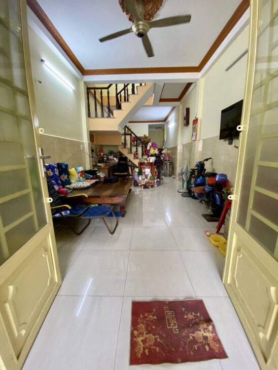 ???????? NHÀ 2 TẦNG MÁI THÁI – HẺM NHỰA XE VÀO TẬN NHÀ – NGAY TRUNG TÂM HÀNH CHÍNH HÓC MÔN – ???? Chỉ