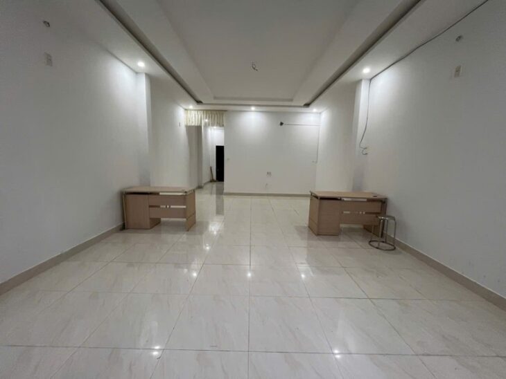 Nhàmặt tiền 2 tầng dòng tiền 20 triệu tháng -Dương Trí Trạch -Ven biển Sơn TRà -Giá chỉ 6,6 tỷ .