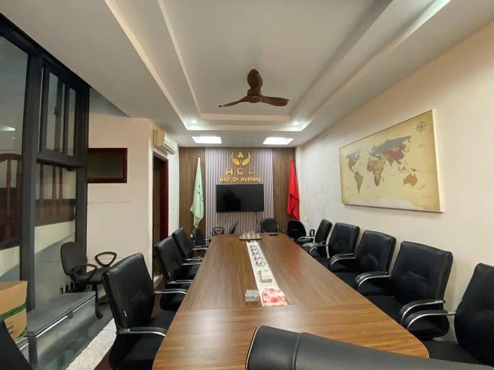 PHÂN LÔ TRUNG KÍNH???? 80M2 x 5T???? MT 6M???? 40.48 TỶ???? Ô TÔ TRÁNH TRƯỚC CỬA???? KD VĂN PHÒNG