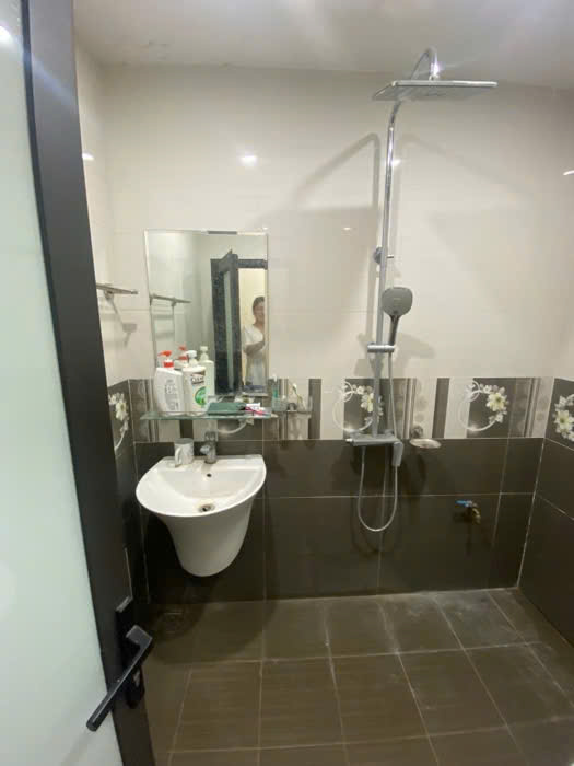 Nhà 5 tầng 6 phòng ngủ, 55m², Vĩnh Hưng – Hoàng Mai, 6.5 tỷ – Sổ đỏ chính chủ