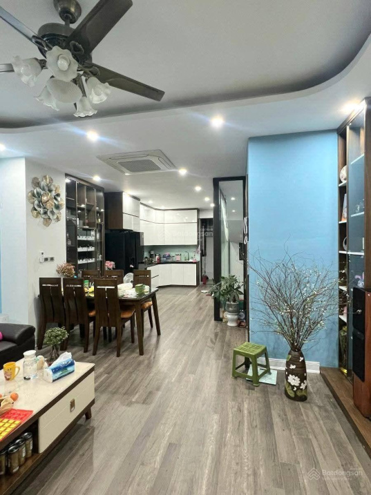 BÁN NHÀ PHÂN LÔ GIẢNG VÕ 80M, 5 TẦNG MẶT TIỀN 4,5M GIÁ 25 TỶ