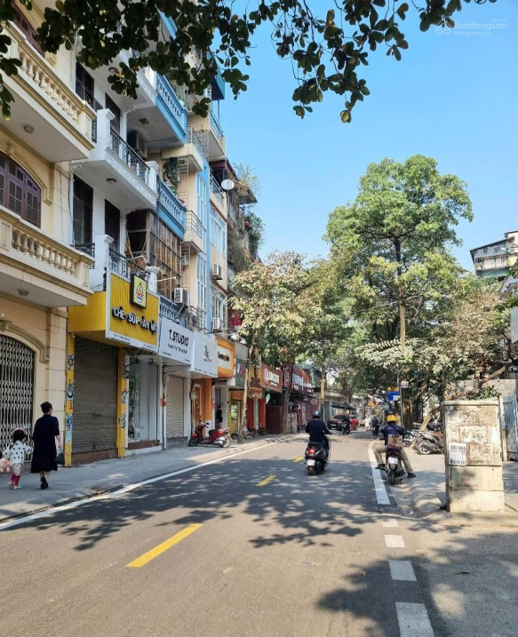 Siêu hot! Bán nhà mặt phố Đặng Văn Ngữ 40m2 giá chỉ 16.5 tỷ kinh doanh cực đỉnh