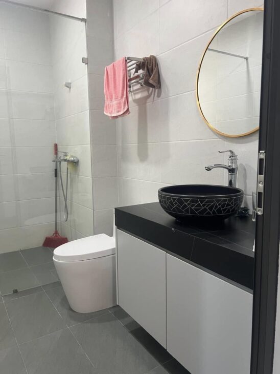 Chủ cần bán biệt thự VIP KĐT mới Hạ Đình,lô góc 2 mặt tiền 25m,KD đẳng cấp,giá 65 tỷ