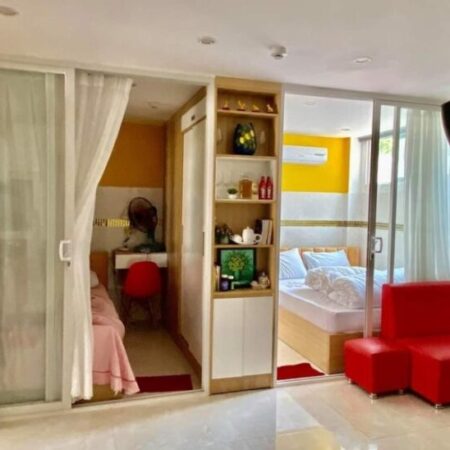 Tòa căn hộ biển Mỹ Khê 11 phòng fuu nội thất ,-dòng tiền 60 triệu tháng – Giá chỉ 14,8 tỷ .