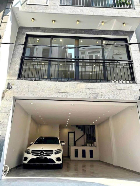 Bán nhà mới ở mặt ngõ phố Xuân Đỉnh – ô tô 7 chỗ vào nhà, có thang máy lô góc xây mới 5 tầng 48m2