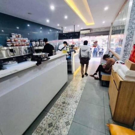 Cực hot! Bán nhà mặt phố Đặng Tiến Đông 50m2 view đẹp kinh doanh cực đỉnh Cực hot! Bán nhà mặt phố Đặng Tiến Đông 50m2 view đẹp kinh doanh cực đỉnh