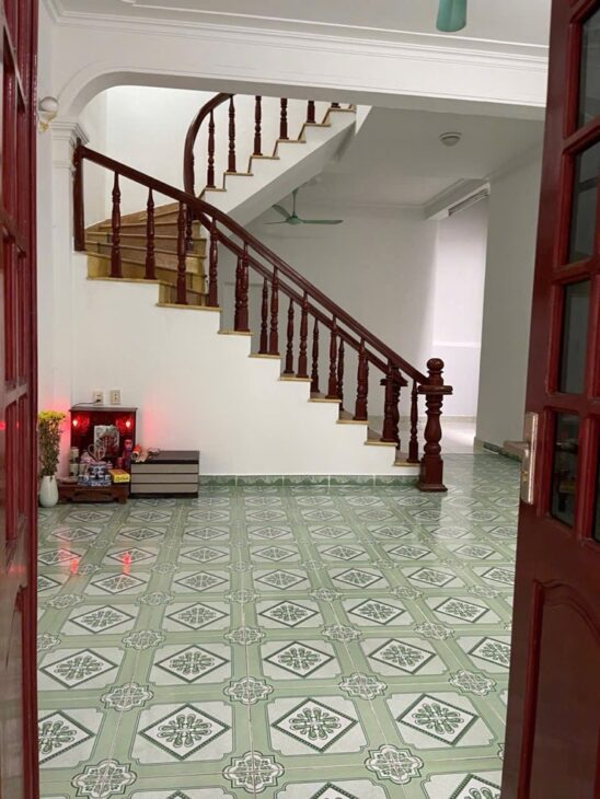 NHÀ NGÔ GIA TỰ – HOA LÂM – VIỆT HƯNG LONG BIÊN GẦN 100M X3 TẦNG MT 6M GIÁ 16.2 TỶ KINH DOANH +OTO