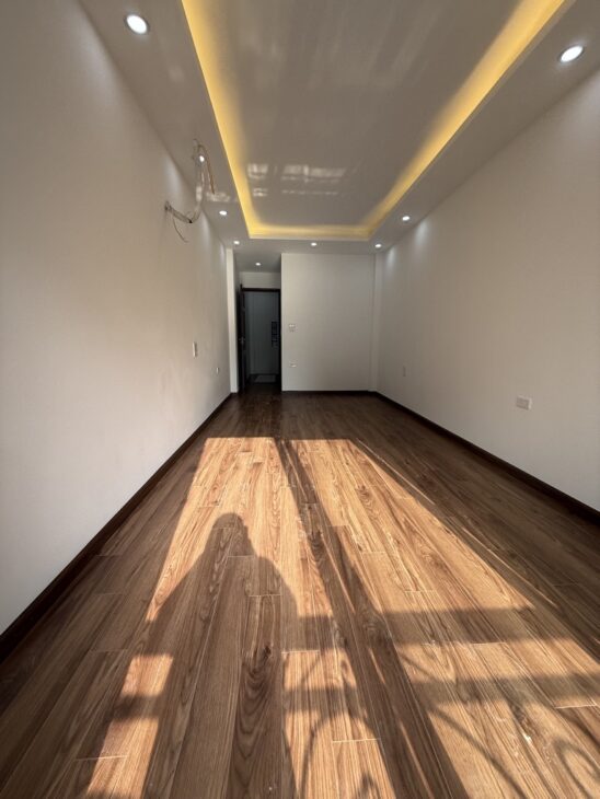 bán nhà Thanh Xuân 30m Kim Giang, sát ô tô tải tránh, ngõ nông