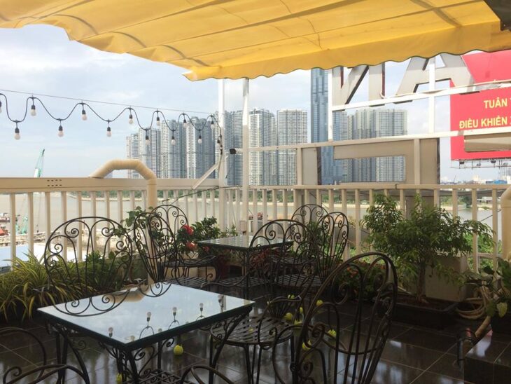 Bán KHÁCH SẠN 8 tầng mới ngang 10M 55P Lê Văn Khương 260m2 TN 120tr gần NM Bia 36 tỷ.