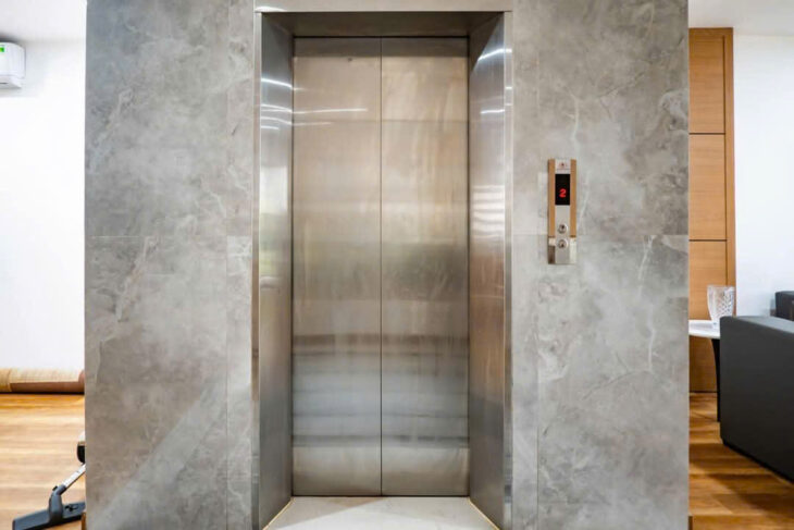 Cực phẩm phố Trần Quang Diệu 43m2 7T thang máy MT5m ô tô ngay Vườn Hoa 1-6