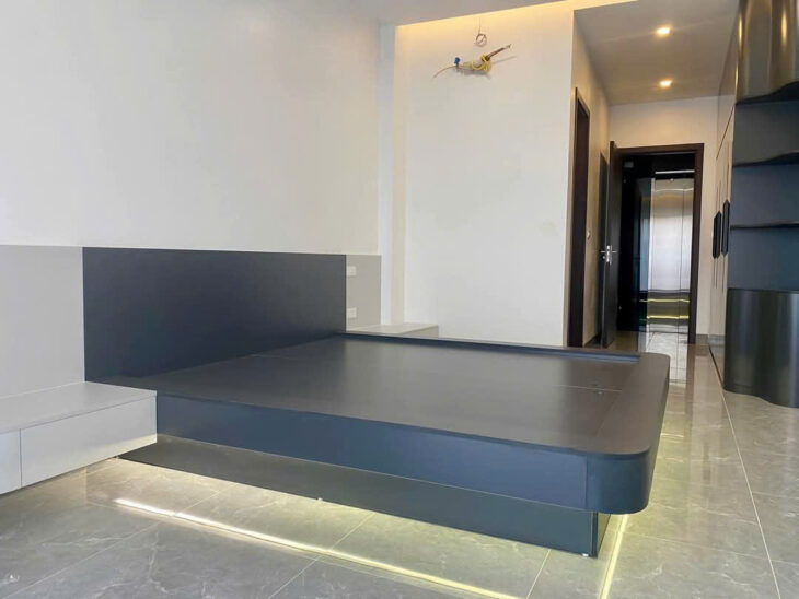 Bán nhà phố Minh Khai cực đẹp 35m2, 5T thang máy ô tô dừng đỗ view rất thoáng hơn 10 tỷ